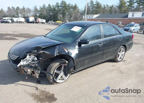 2003 Toyota Camry Le z USA, uszkodzony, nr VIN 4T1BE32K23U132728